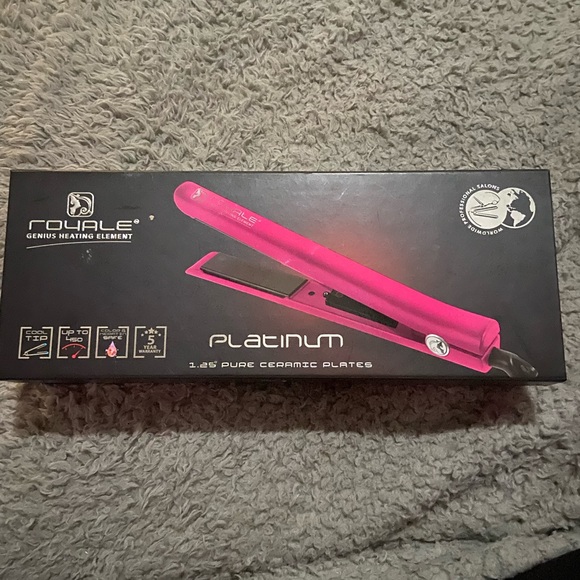 👑 ROYALE Platinum Ceramic Straightener - Picture 2 of 9